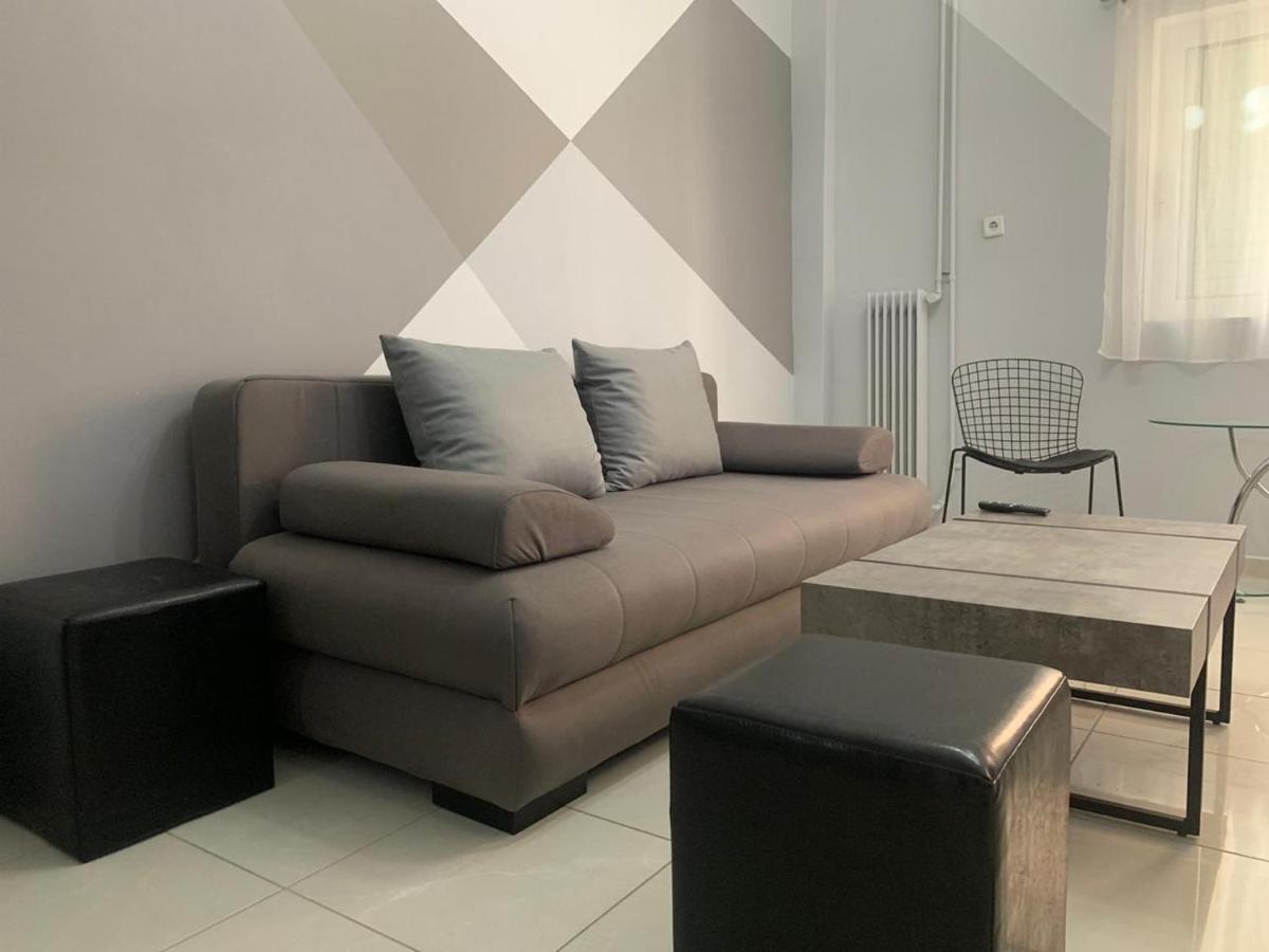 Renovated And Cool Flat In Ideal Location Apartment Атина Екстериор снимка