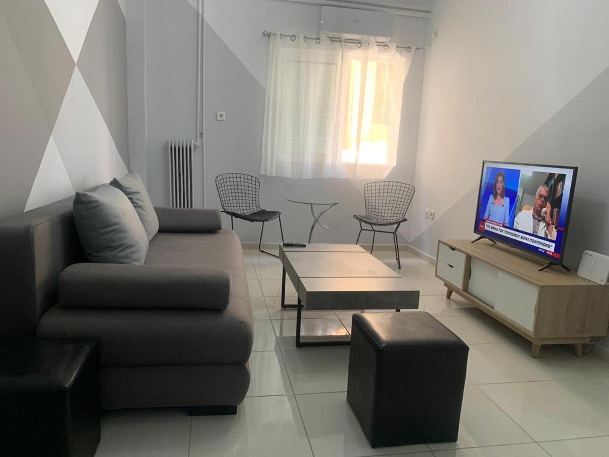 Renovated And Cool Flat In Ideal Location Apartment Атина Екстериор снимка