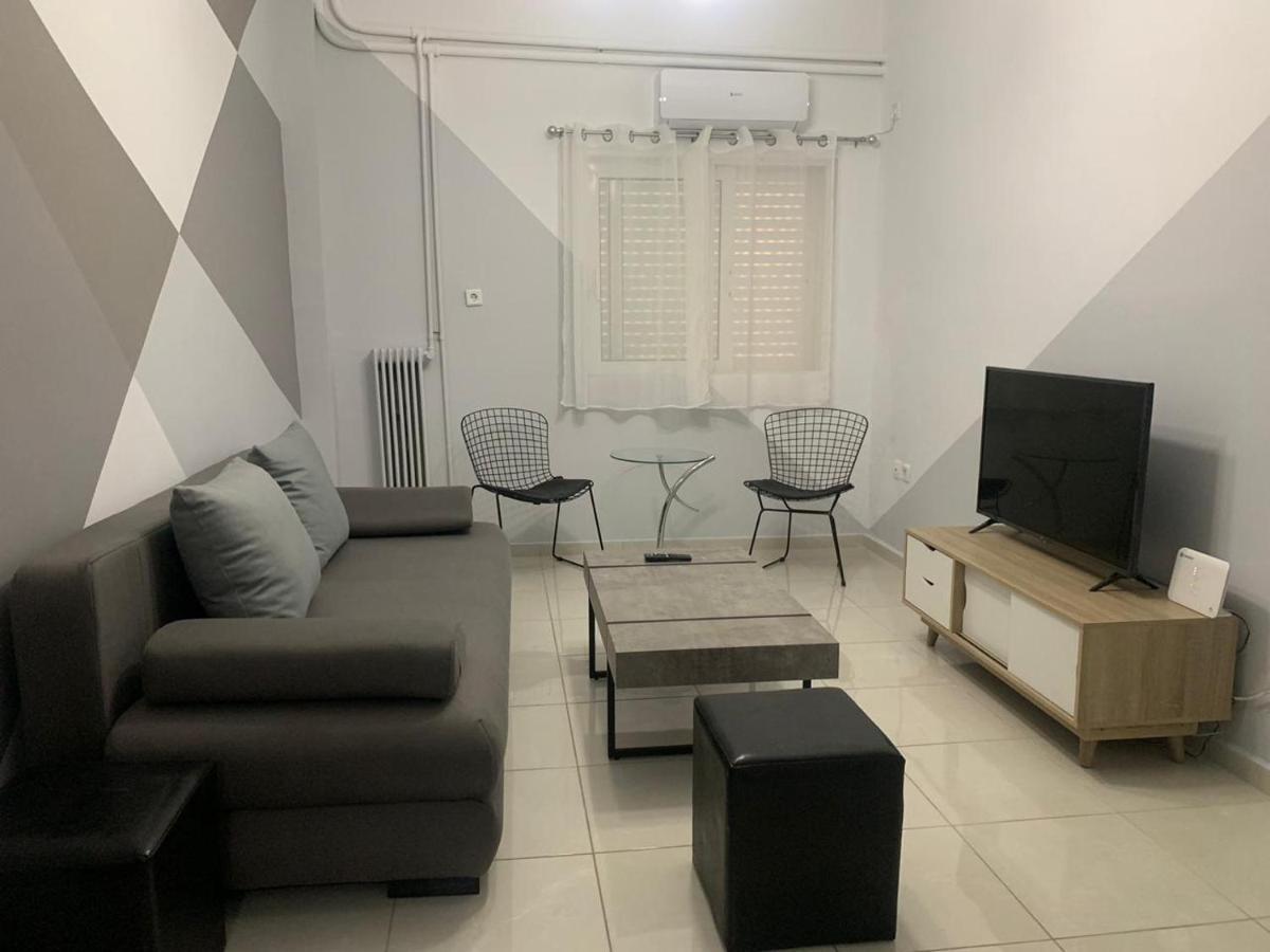 Renovated And Cool Flat In Ideal Location Apartment Атина Екстериор снимка