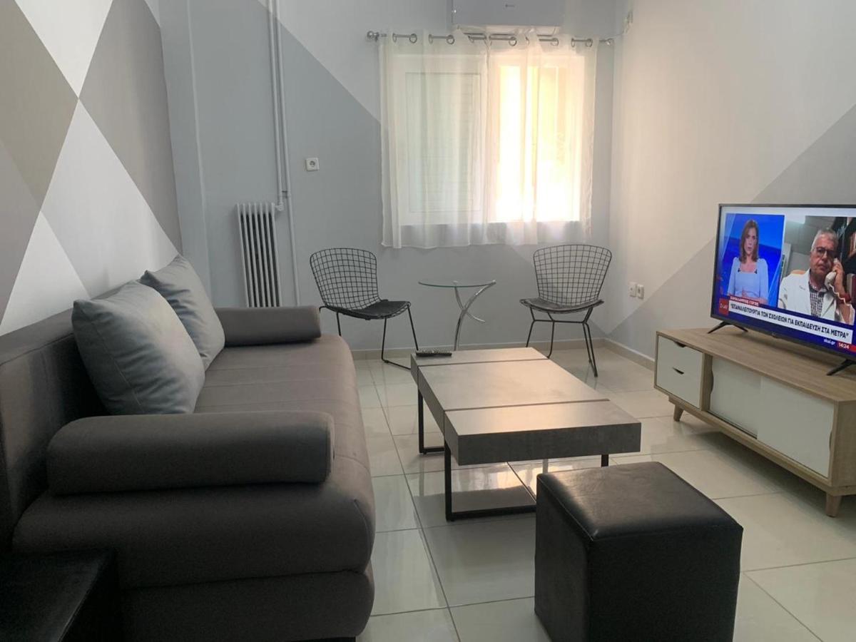 Renovated And Cool Flat In Ideal Location Apartment Атина Екстериор снимка